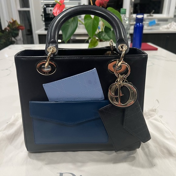 SOLD Christian Dior Leather Navy Blue Bag - Picture 2 of 9